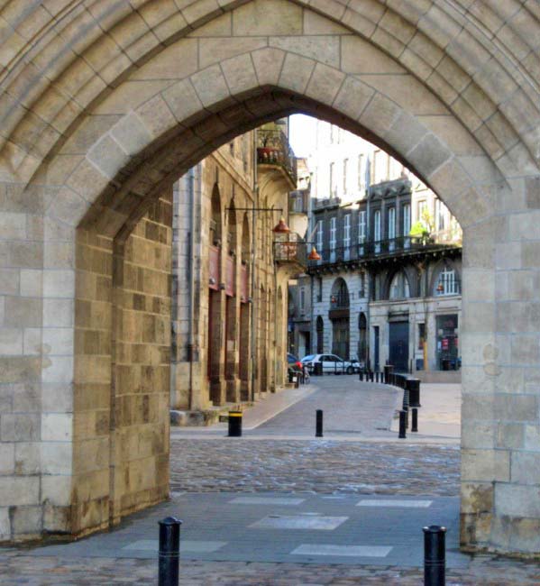 Bordeaux arch