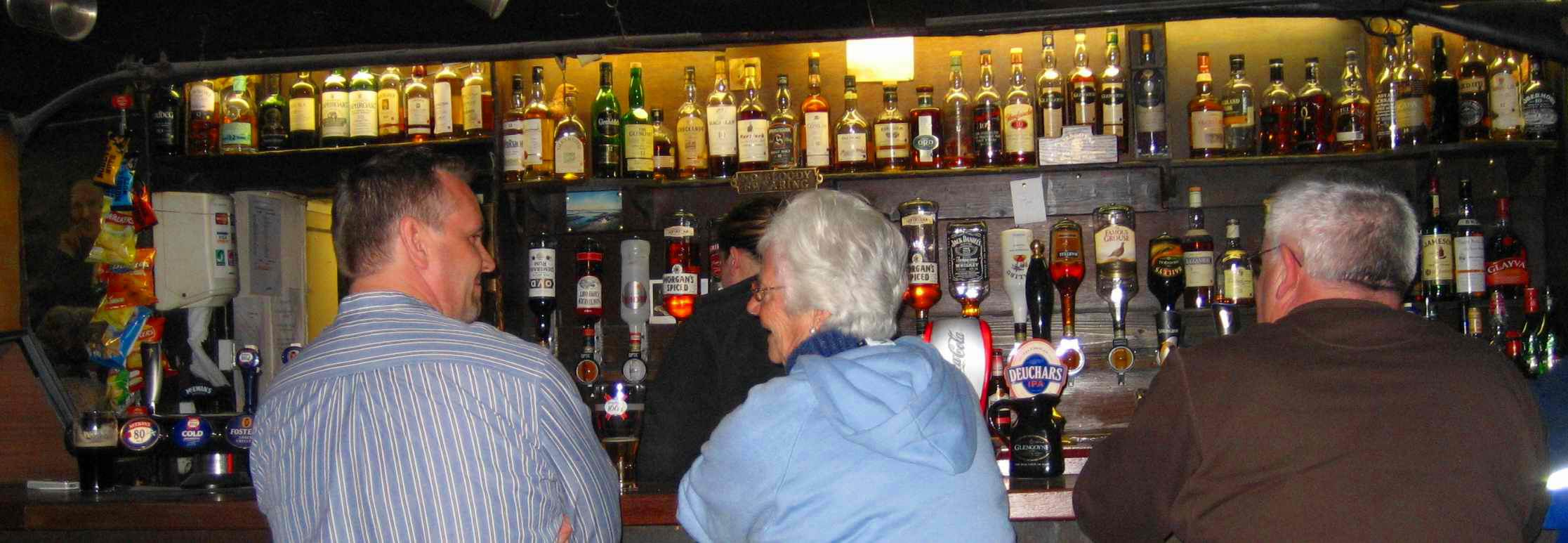 DS21 Drover's Inn bar