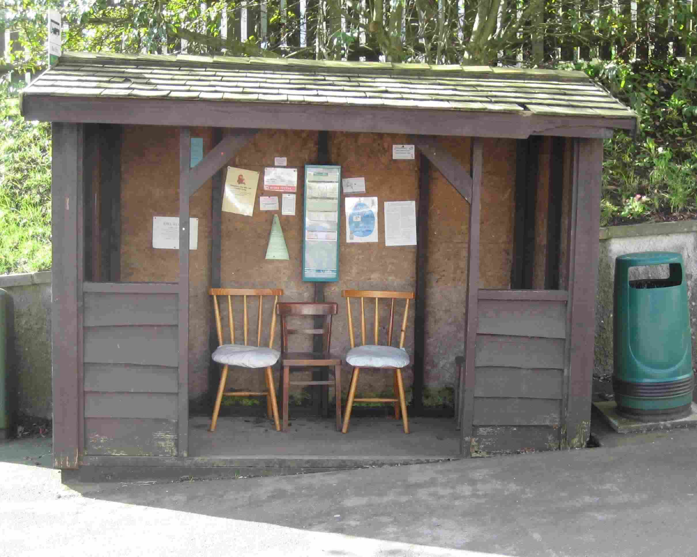 DN10 Bus shelter in Shobrook