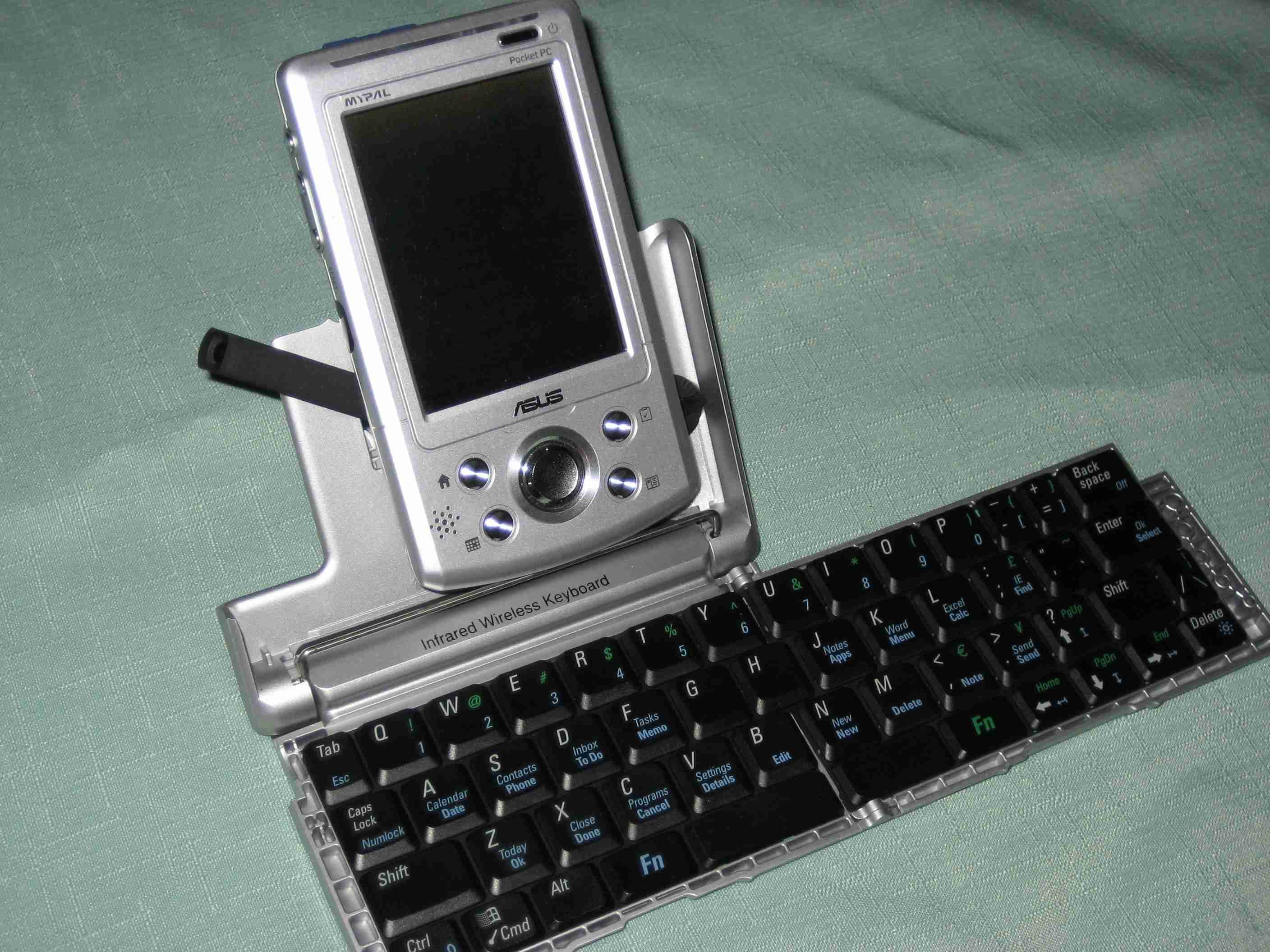 DN6 PDA and keyboard