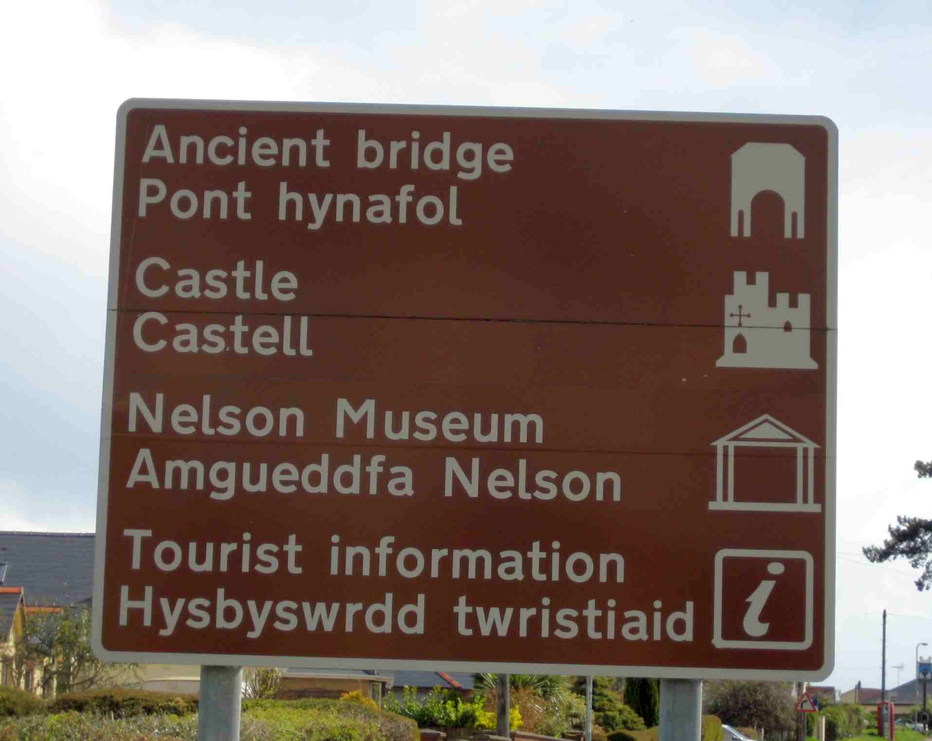 DS50 Welsh sign